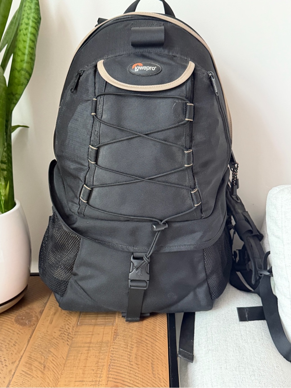 Lowepro S&f Rover Aw Professional Photography  Backpack With Padded Belt